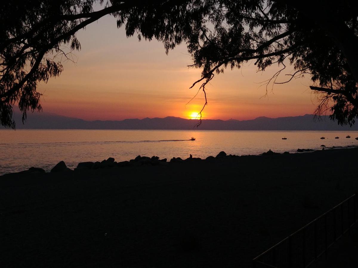 B&B Nereidi Melito Di Porto Salvo Dış mekan fotoğraf
